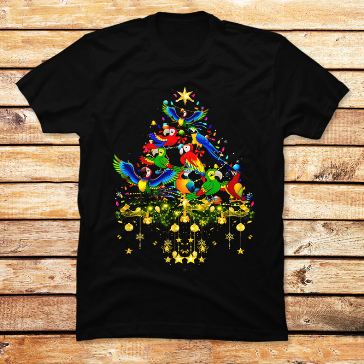 Parrots Christmas Tree