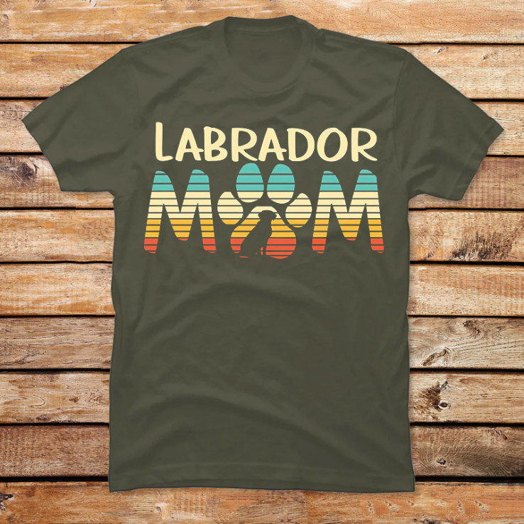 Labrador Retriever Mom